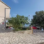 Apartment Apartments By The Sea Brodarica, Sibenik - 921