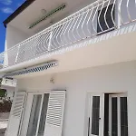 Apartment Apartments By The Sea Brodarica, Sibenik - 921 Brodarica (Sibenik-Knin)