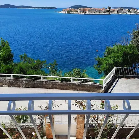 Apartment Apartments By The Sea Brodarica, Sibenik - 921