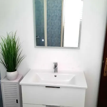 Апартаменты By The Sea Brodarica, Sibenik - 921