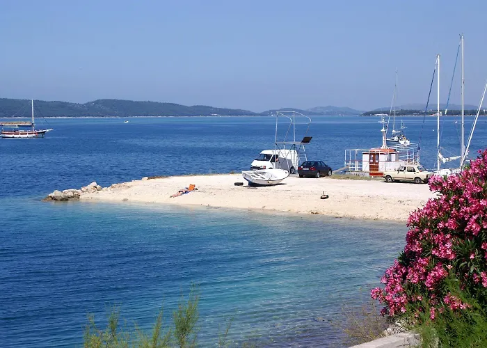 Apartman By The Sea Brodarica, Sibenik - 921